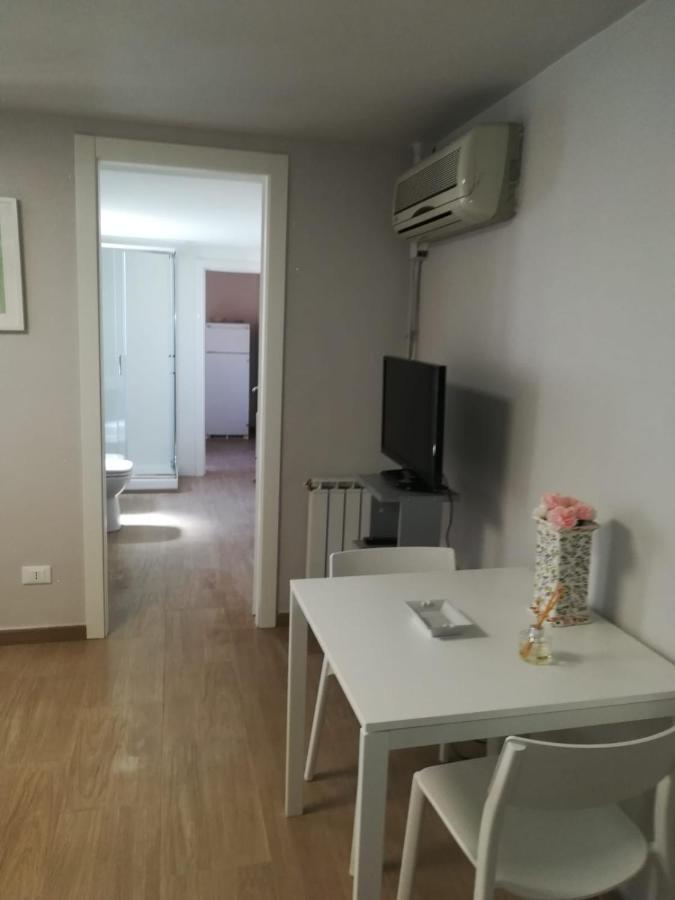 Sweet Room In Center Palermo Bagian luar foto